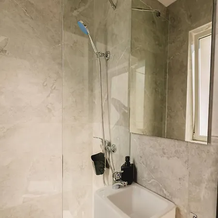 Lejlighed Stunning 1bdr Main Street Penthouse! Near Sea! Gzira