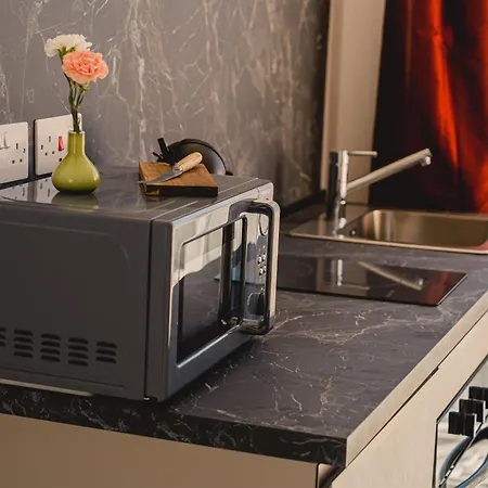 Stunning 1bdr Main Street Penthouse! Near Sea! Gzira